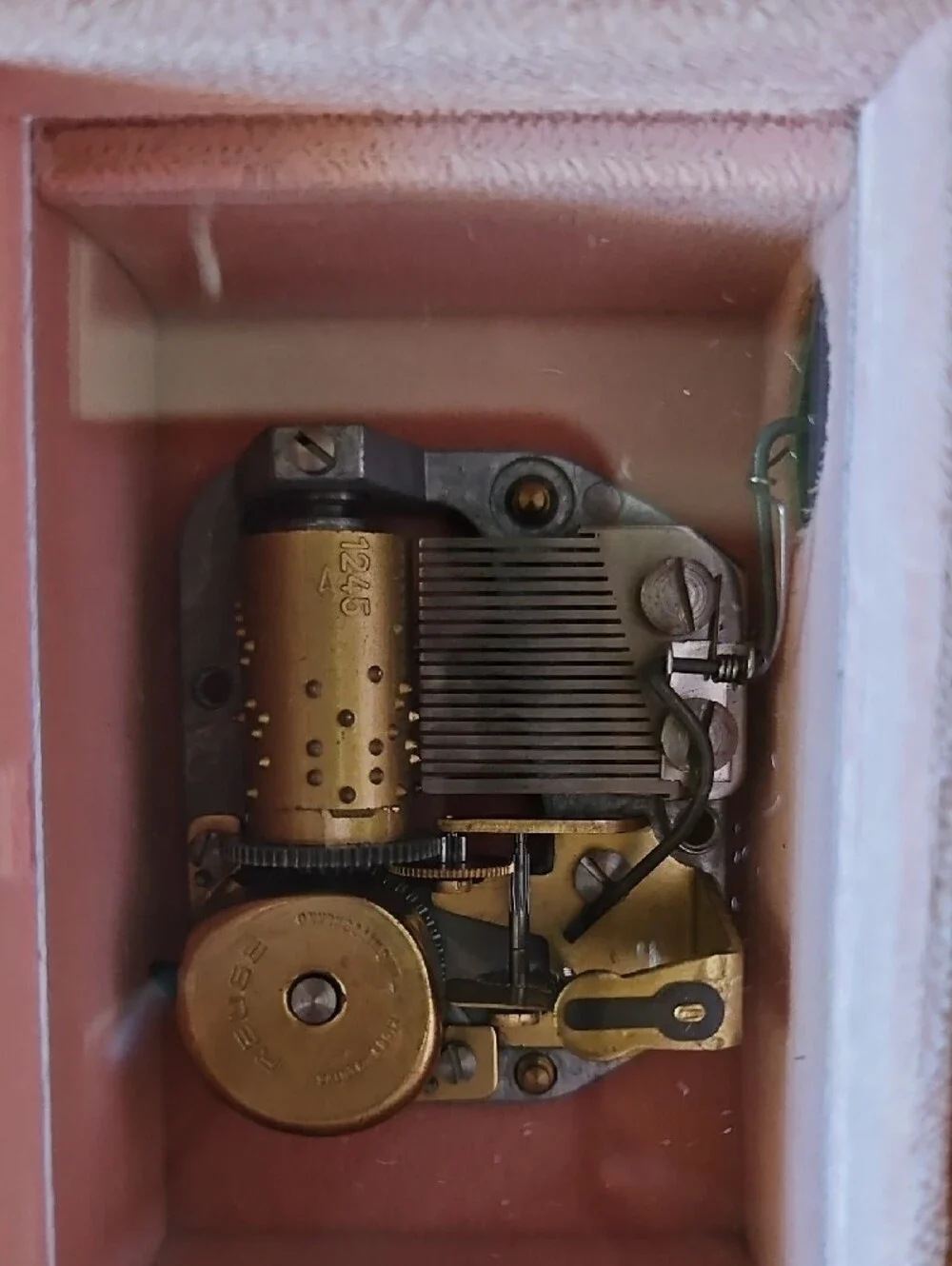 Vintage Reuge Swiss Music Box – 